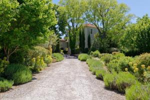 Appartements Private furnished apartment with all comfort has a garden in a green space : photos des chambres