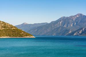 Psili Ammos economy Studios