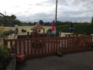 Seawater View Accomadation - Accommodation only