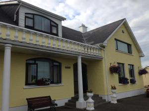 Seawater View Accomadation - Accommodation only