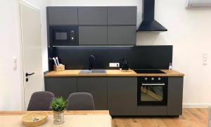 SípSix Apartment - modern 2 bedroom newly renovated flat with AC in Budapest city centre