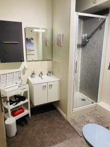 Appartements Cocon deco + terrasse & parking ferme Zenith Ester : photos des chambres