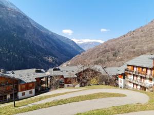 Appartements Appartement d'une chambre avec piscine partagee sauna et balcon a Orelle : photos des chambres