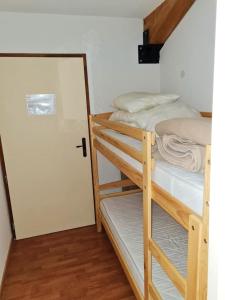 Appartements Appartement d'une chambre avec piscine partagee sauna et balcon a Orelle : photos des chambres