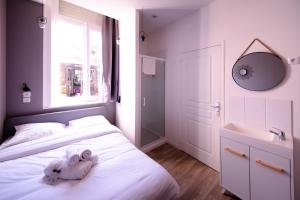 Appartements NG SuiteHome Studio Netflix wifi Gambetta : Chambre Double