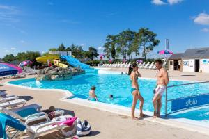 Bungalow charmant près dOnzain avec piscine partagée