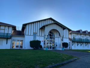 Villages vacances Beau studio renove pour 4 personnes a Cassen : photos des chambres