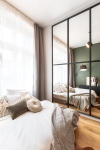 TurnKey I Main Bus Station Apartments