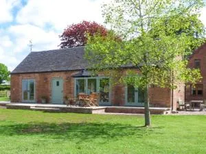 Berringtons Barn - Marchamley