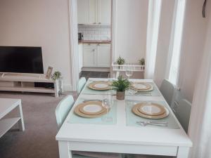 Luxury apartment 700 mtrs from the beach