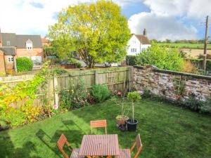 Old Church Coach House