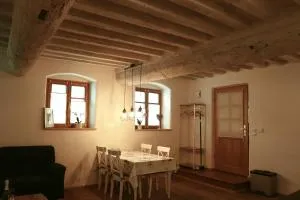 Stilvolle Wohnung auf 50 m² mit Parkplatz und WiFi - Attenberg