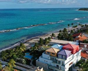 CARNEIROS EXPERIENCE! Conforto e Pé na areia!