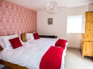 Crooklands House 3