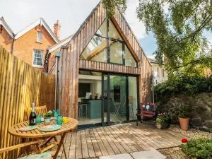 Little Mornington - Malvern Link