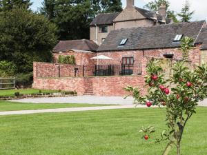 Manor Barn, Stoke-on-Trent