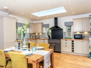 Woodmans Cottage Nables Farm