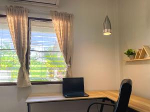 1BR Family Home near Bangtoa Beach