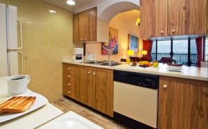 The Royal CancunSuites Resort -Inclusive