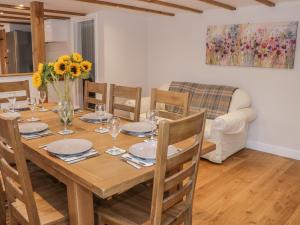 The Cow Byre, Heath Farm