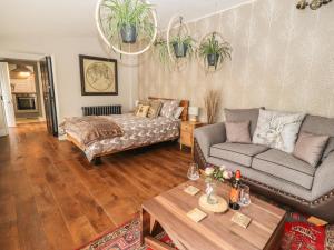 The Cottage The Coach House