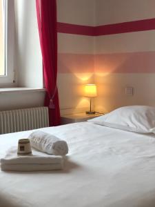 Enzo Hotels Neufchateau by Kyriad Direct : photos des chambres