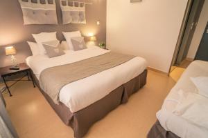 Hotels Le President-Gare Nimes Pont Du Gard : photos des chambres