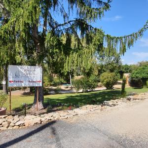 B&B / Chambres d'hotes Chambres et table d'hotes - Domaine de Bardenat : photos des chambres