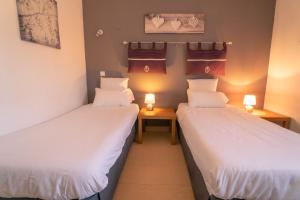 Hotels Le President-Gare Nimes Pont Du Gard : photos des chambres