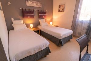 Hotels Le President-Gare Nimes Pont Du Gard : photos des chambres