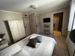 B&B / Chambres d'hotes Villa QUINISSOLE : photos des chambres