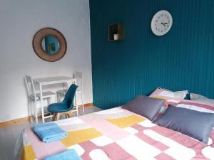 Appartements Studio tout equipe 30 min de Paris, 3' Evry, 10' Orly : photos des chambres