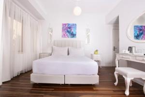 Deluxe Double Room with Extra Bed room in Ascot Hotel Buyukada