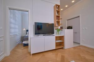 Salve Luxury Apartment by Litto