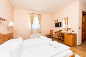 Single Room room in Gastland M1 Hotel & Restaurant