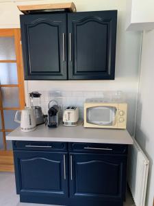 Maisons de vacances VILLA 600m de la plage calme Location possible a partir de 3 nuitees, pouvant accueillir 6-8 pers Activites nautiques randonnee velo peche golf casinos : photos des chambres