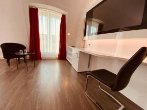 Deluxe Double Room room in DORMERO Hotel Dresden City
