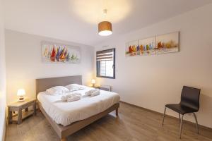 Maisons de vacances LOGODEN - Maison pour 8p avec piscine commune : photos des chambres