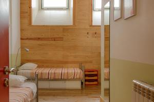 Single Bed in Mixed Dormitory Room (4 Beds) room in This Is Lisbon Hostel