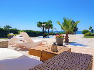 Villa Alexandros