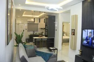 Cosy 2-Bedroom Apartment With Superfast Wifi and 24x7 Security and Electricity - Igboefon