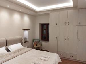 Tsolakis Luxury House