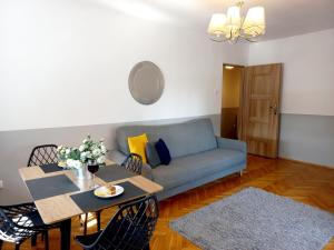 Corner Apartament przy Dworcu PKP- 5 minut na pieszo od Dworca Głównego PKP i Dworca Autobusowego