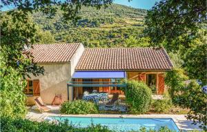 2 Bedroom Awesome Home In Berlou