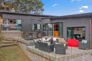 R and R at Robertson - Raglan Holiday Home - 拉格伦