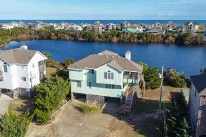 Sans Souci 221 - Waves