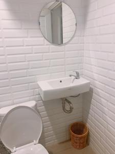 Casa de Gaudi Lembang