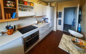 1 Bedroom Cozy Apartment In Trouville-Sur-Mer