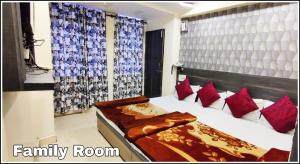 Hotel Satpura Safari