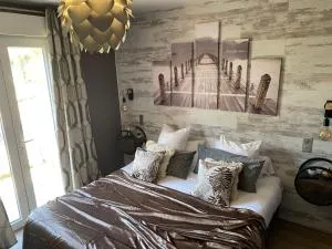 Le President-Gare Nimes Pont Du Gard - 贝勒加德